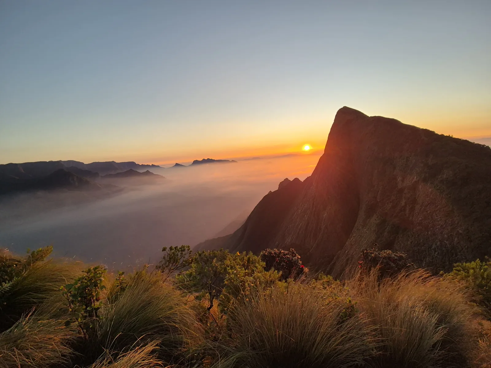 Kolukkumalai sunrise